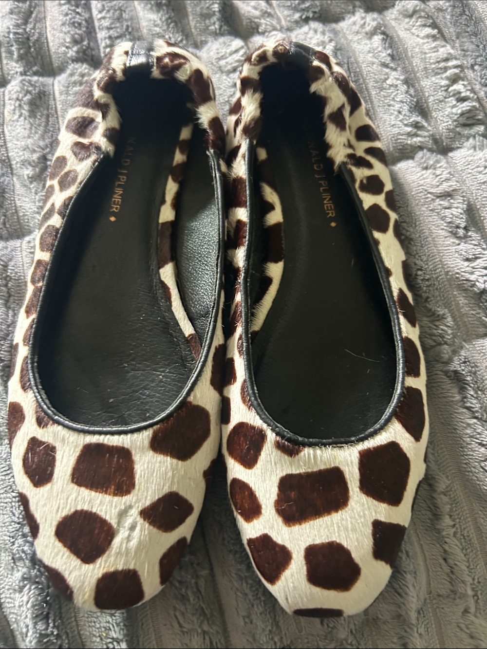 Donald J Pliner Leopard Print Ballet Flats - Brown/White